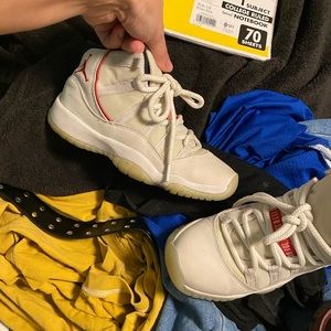 Jordan sneakers size 41/2 in boys